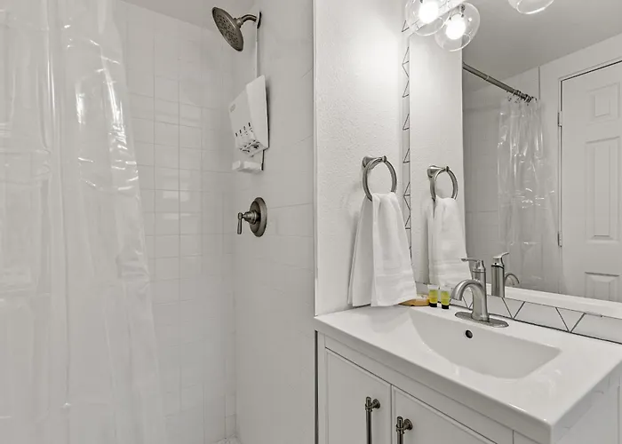 Apartment Venture At Route 66