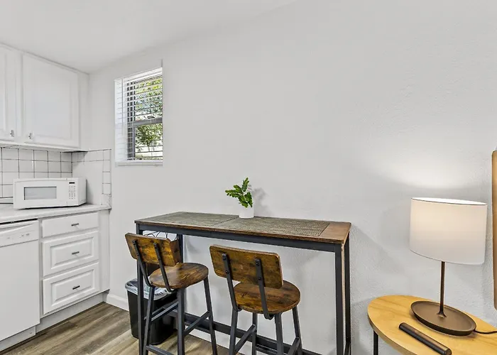 Apartment Venture At Route 66 Flagstaff