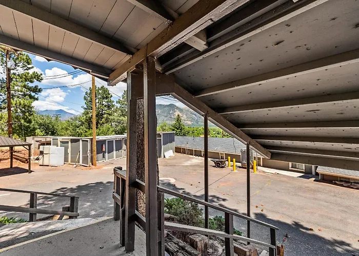 Venture At Route 66 Apartment