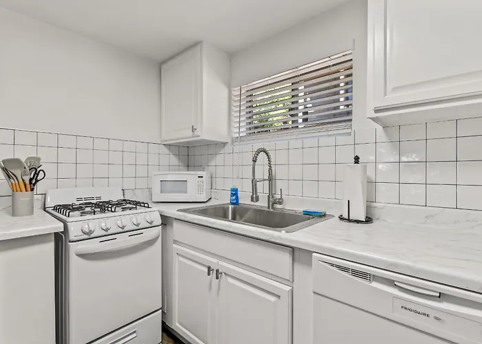Venture At Route 66 Apartment *