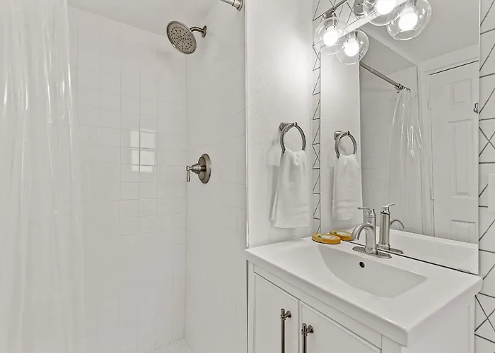 Venture At Route 66 Apartment *