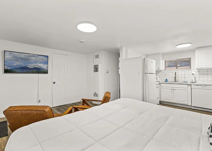 Apartment Venture At Route 66 Flagstaff