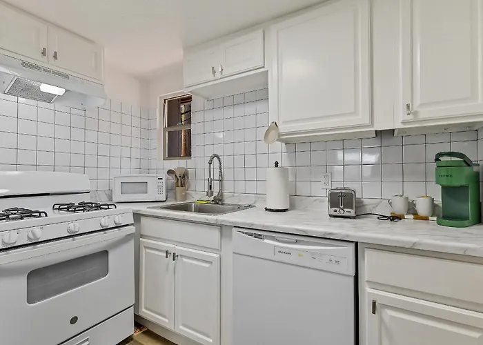 Apartment Venture At Route 66 *
